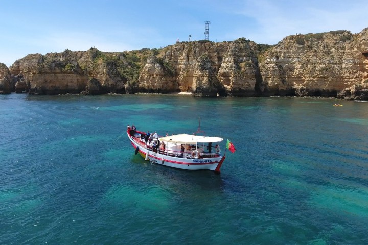 a small boat in a body of water